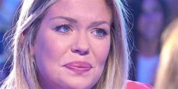 Noemi Bocchi soffro di diastasi addominale. Il sostegno di Totti iO