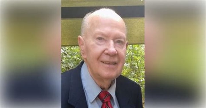 Obituary information for Mark Lindsay