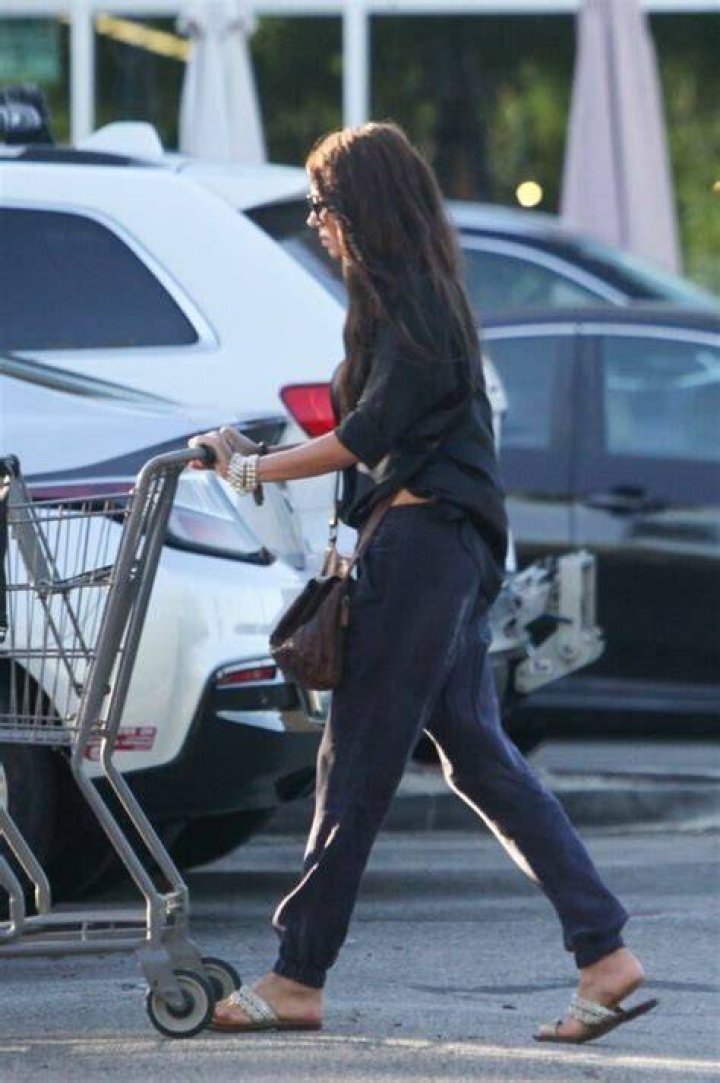 Oksana Grigorieva in a Black Jacket Was Seen Out with a Mysterious Guy