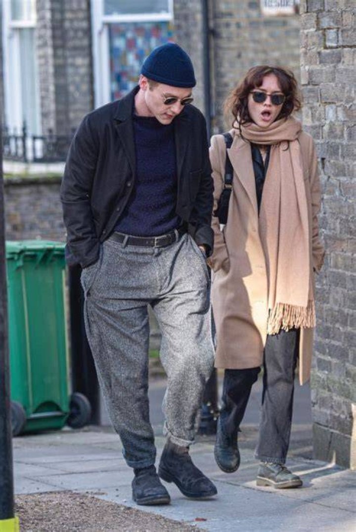OLIVIA COOKE and Ben Hardy Out Shopping in Primrose Hills 04/10/2020
