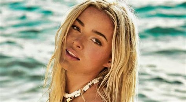 Olivia Dunne Bikini Beach Birthday Image to u