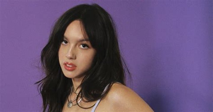 Olivia Rodrigo scores third week at Number 1 on the Official Irish
