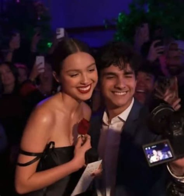 Olivia Rodrigo Takes Fans BehindtheScenes of the 'Deja Vu' Music