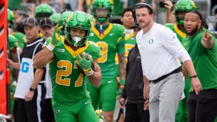 Oregon Football Dominates Utah with 356 Win and Second Half Shutout