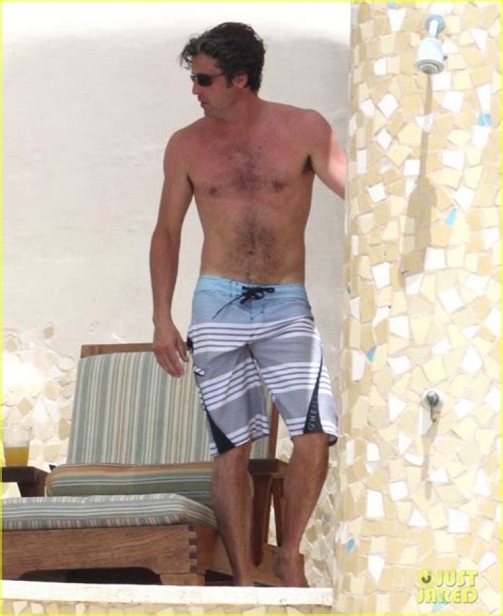Patrick Dempsey Shirtless Poolside Fun with the Family! Photo 2841332