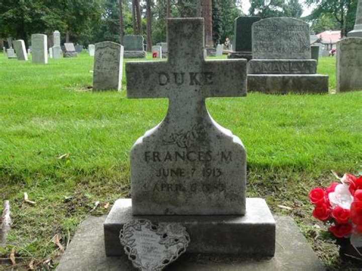 Patty Duke (1946 2016) Find A Grave Photos in 2022 Famous