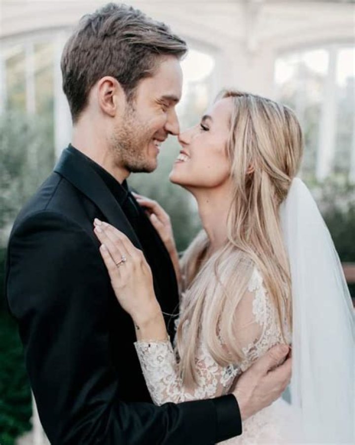 PewDiePie and Marzia Bisognin wedding YouTuber marries longtime girlfriend in romantic ceremony