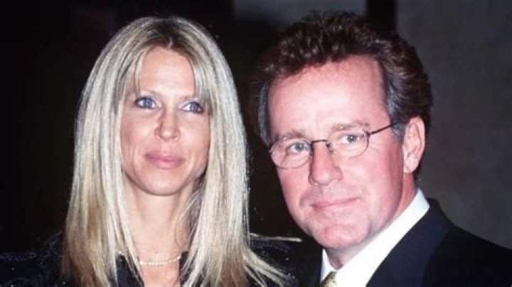 Phil Hartman Biography Early Life, Acting Career & Death Reason Storiespub