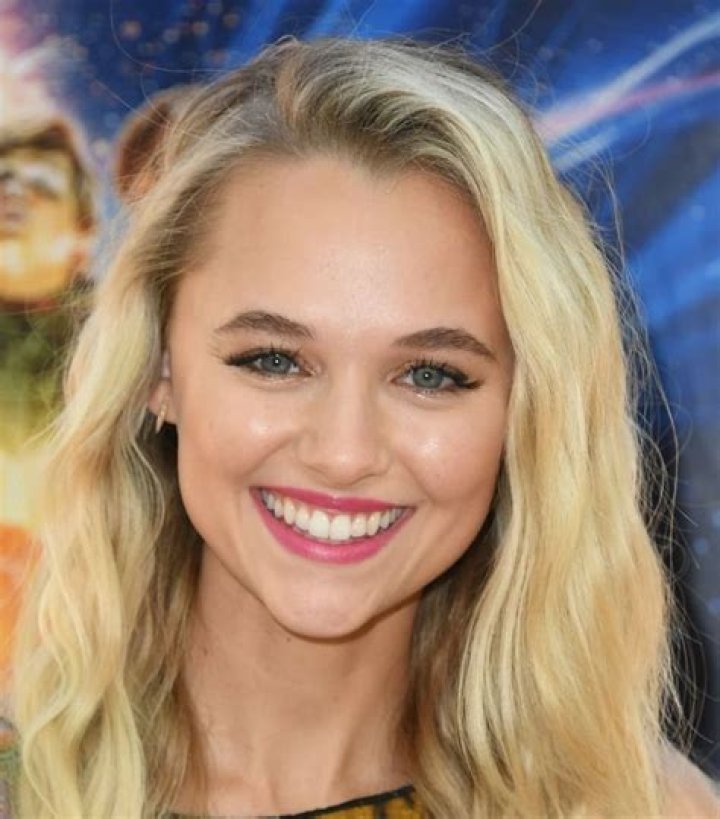 Photos de Madison Iseman AlloCiné