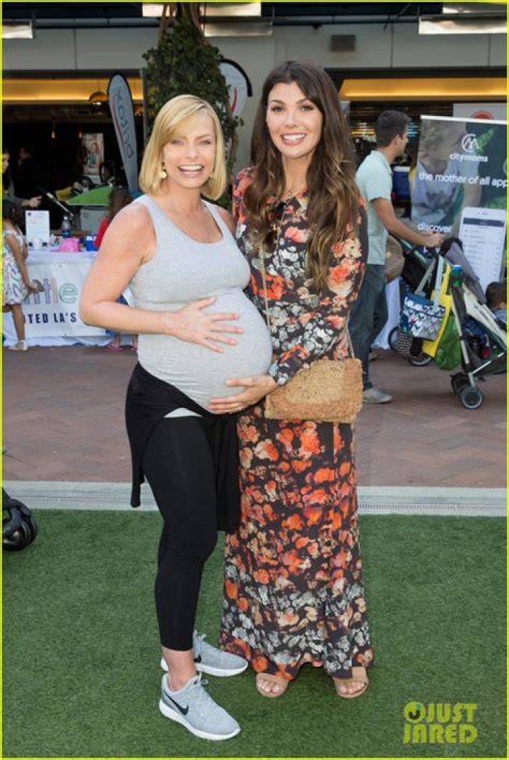 Pregnant Jaime Pressly Expecting Twin Boys With Hamzi Hijazi E! News