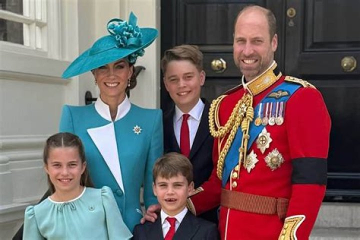 Prince William and Kate Middleton Joke About Prince Louis's Behavior