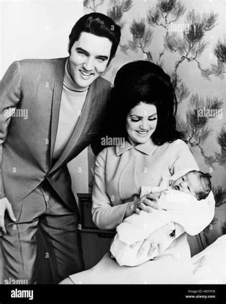 Priscilla Presley with baby Lisa Marie in 1968