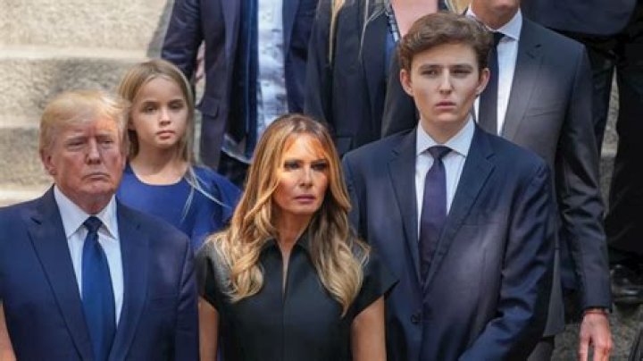 Qui est Barron Trump, le très grand fils de Donald et Melania Trump?