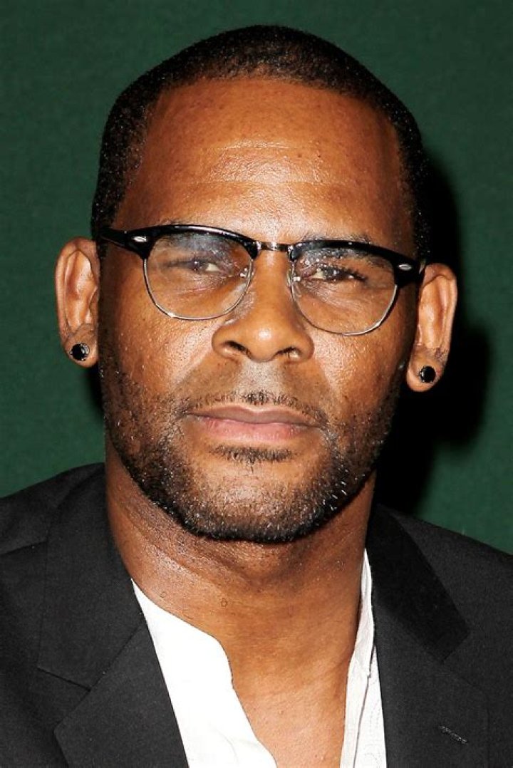 R. Kelly's Ten Greatest and Worst Moments