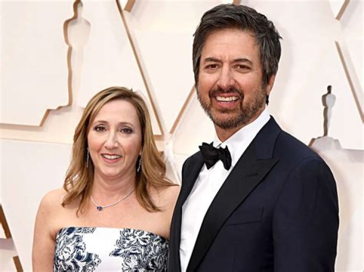 Ray Romano's Net Worth (Updated 2024) Wealthy Gorilla