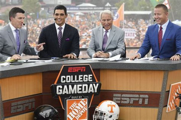Rece Davis addresses Lee Corso concerns after 'College GameDay'