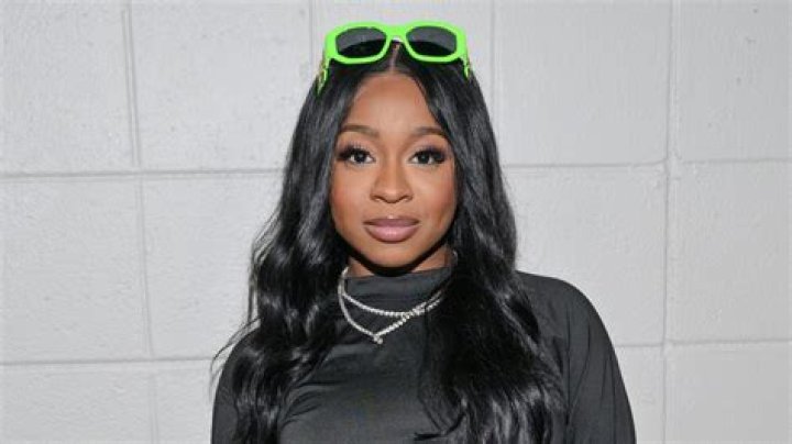 Reginae Carter Shows Off Her Twerking Skills In Her Brand New Home Celebrity Insider