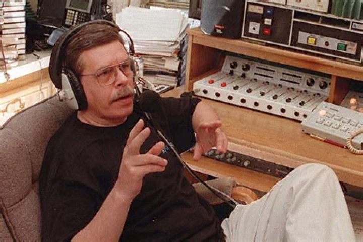 Remembering legendary radio host Art Bell &mdash; Society's Child &mdash;
