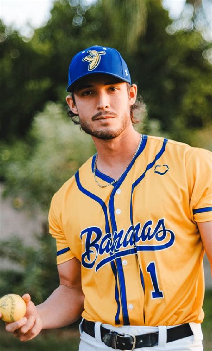 Robert Anthony Cruz The Savannah Bananas