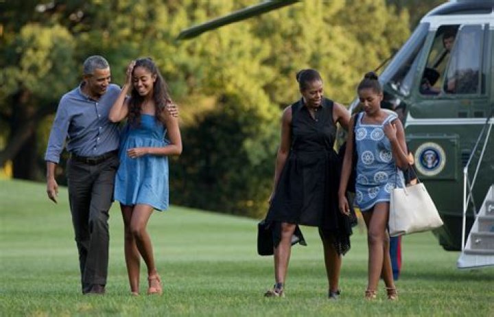 Sasha Obama worth, Height, Weight, Boyfriend, Dating, Affair