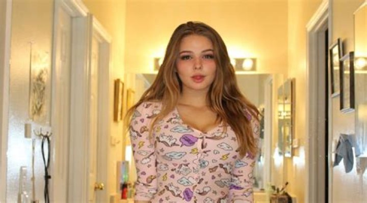 Sava Schultz OnlyFans, Age, Height, Net Worth, Boyfriend, Facts