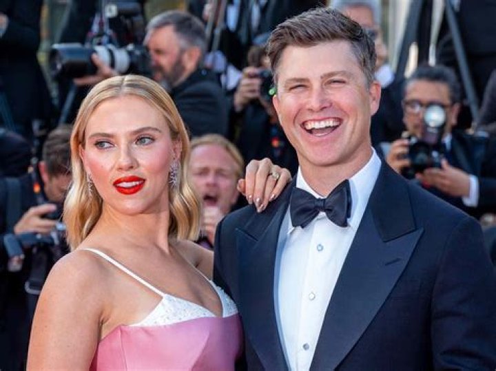 Scarlett Johansson with a long pixie haircut