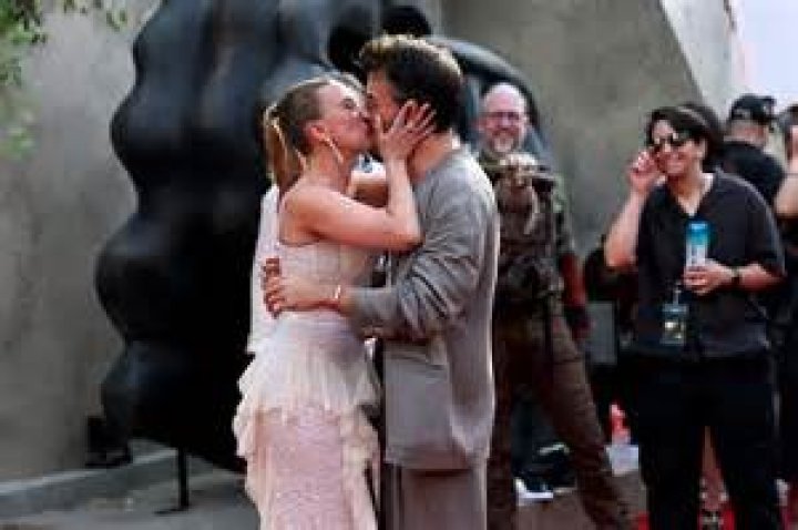Scarlett Johansson’s Family 5 Fast Facts