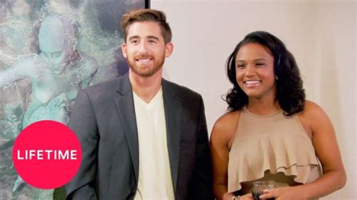 Second Chances Vanessa Meets Myles' Artsy Family (Episode 9) Married