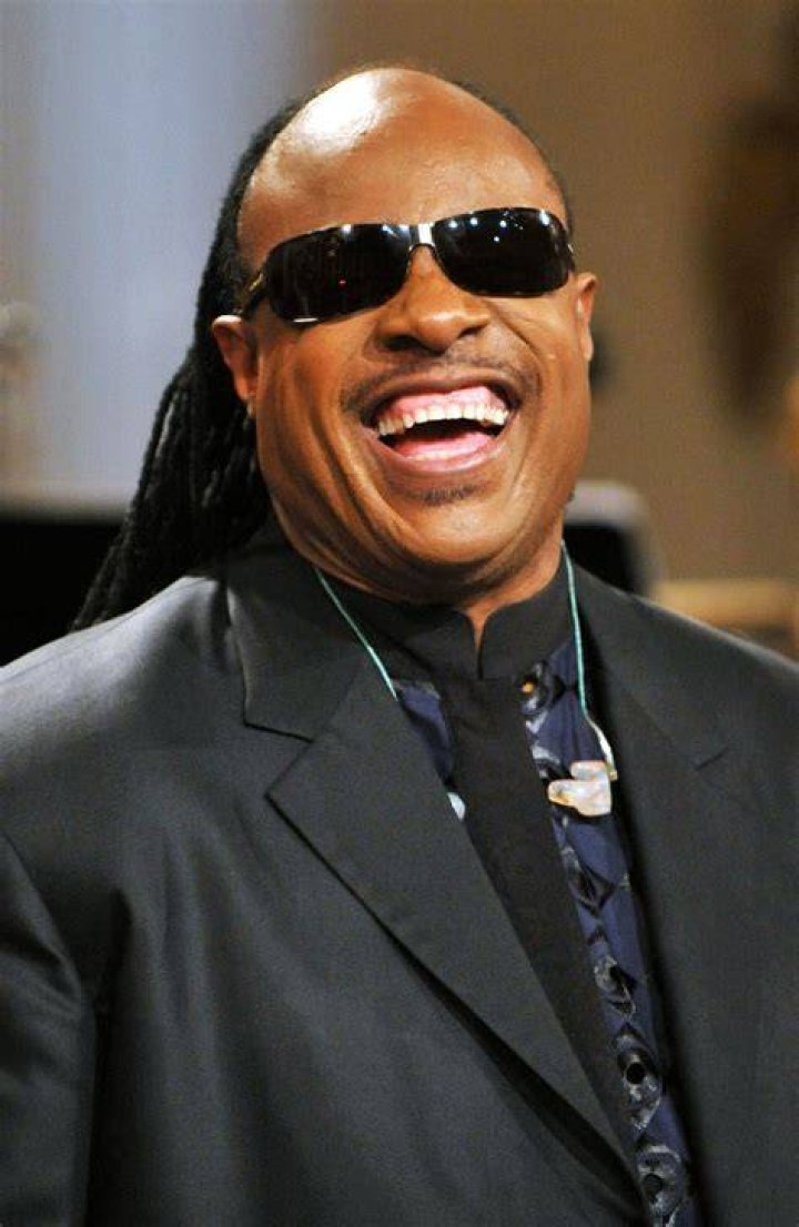 Stevie's face be like😐 everyone else's faces are all like🙂😀😄😆😃😎😏☺️😉😆😜😊 Youtube Red, Youtube