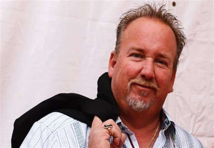 Storage Wars Star Darrell Sheets Suffers Heart Attack