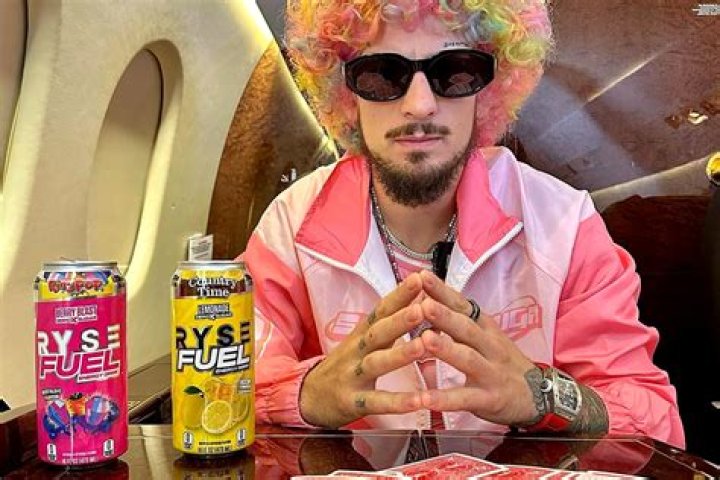 Suga Sean's Girlfriend Unveiled Know How She Meets the UFC Champion
