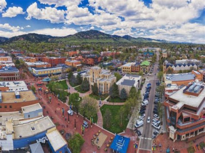 Take A Stroll Down Southern California's Most Charming Main Streets