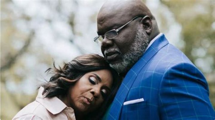 TD Jakes Honors Wife on 35th Anniversary Entertainment News