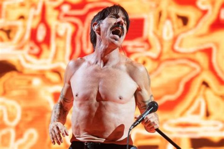 The Female Singer Anthony Kiedis Couldn't Refuse To Collaborate With