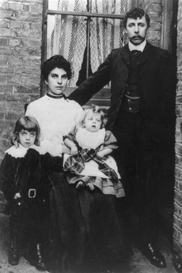 The Goldsmith Family in 1906