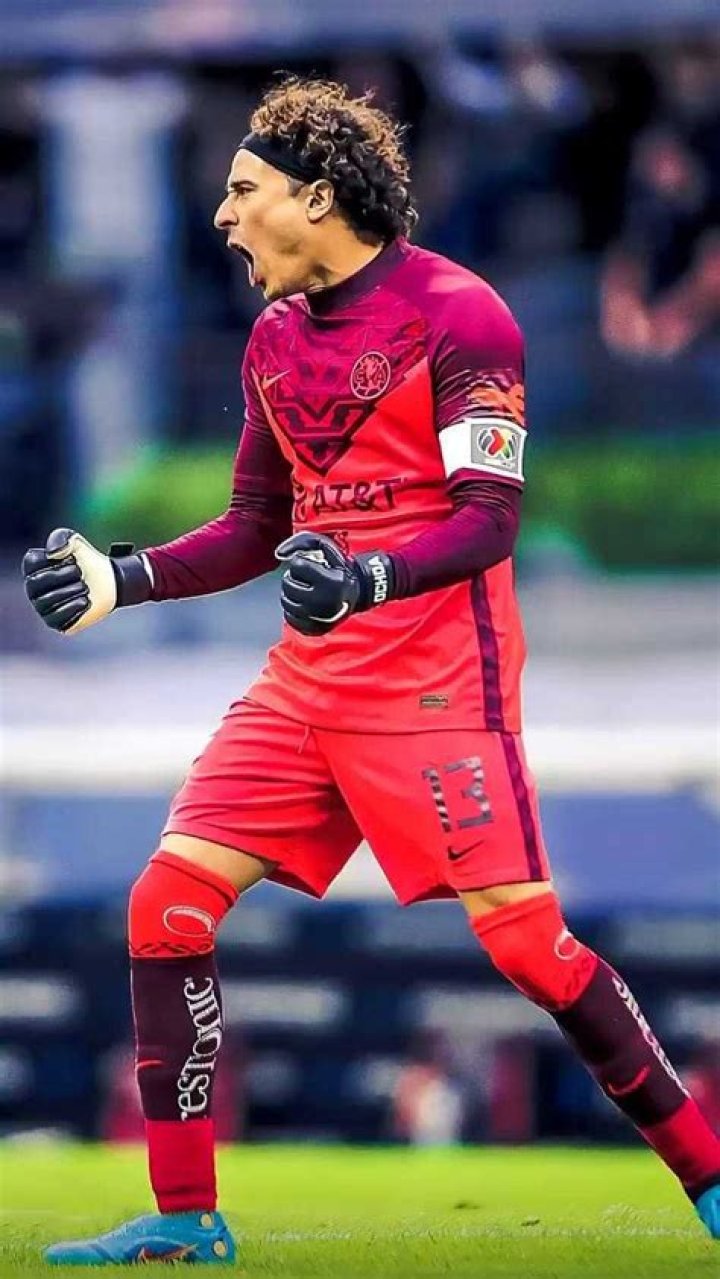 The Hails Memo Ochoa as Mexico's Savior (Again) at the 2022 World Cup