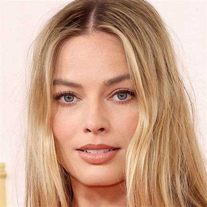 The Latest Celebrity Picture Margot Robbie