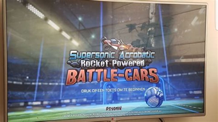 The original name and start screen. Rocket league sounds better tho lol