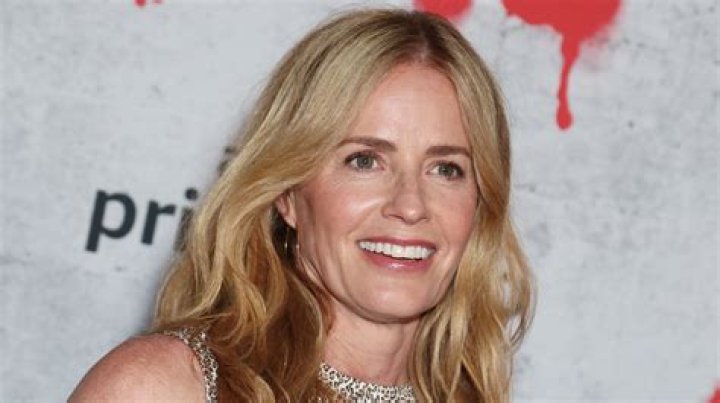 The Tragic Death Of Elisabeth Shue's Brother, 48 OFF
