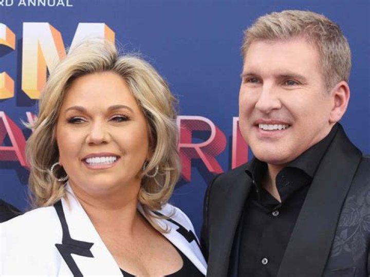 Todd and Julie Chrisley of 'Chrisley Knows Best' charged with tax