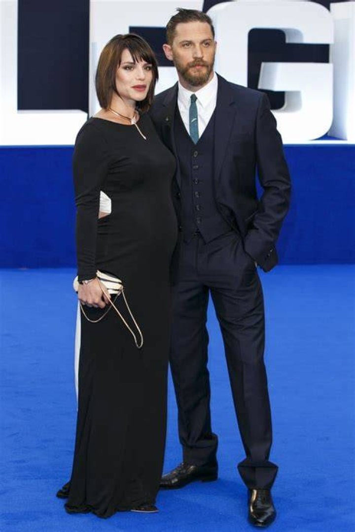 Tom Hardy and wife expecting baby