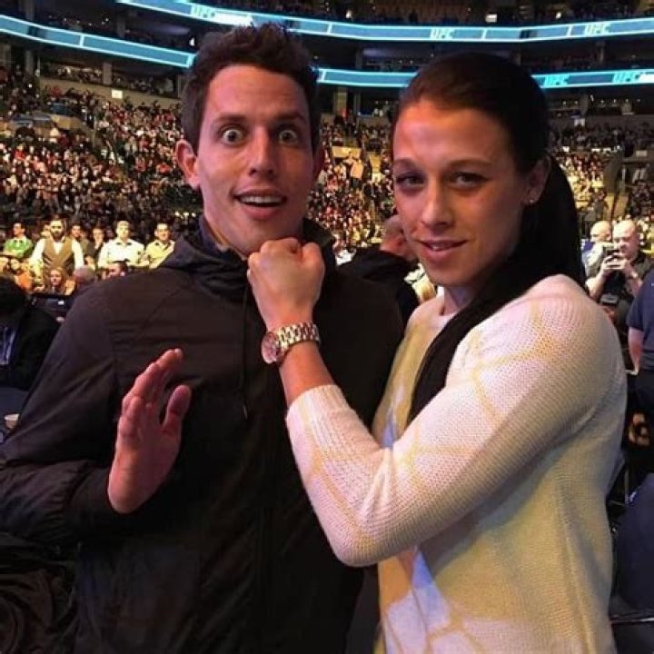 Tony Hinchcliffe Bio, Net Worth, Age, Married, Wife, Family, Salary, Career, Podcast