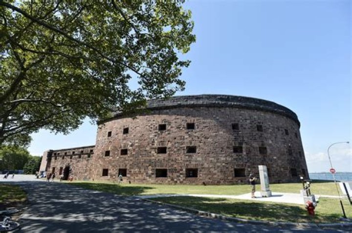 Touring Castle Williams on Governors Island The New York Times