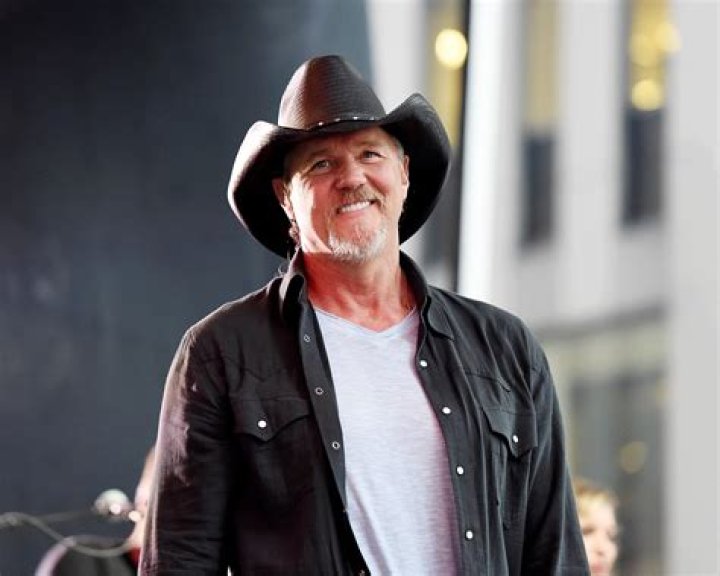Trace Adkins 'Fortunate to Still Be Here' After NearFatal Accidents