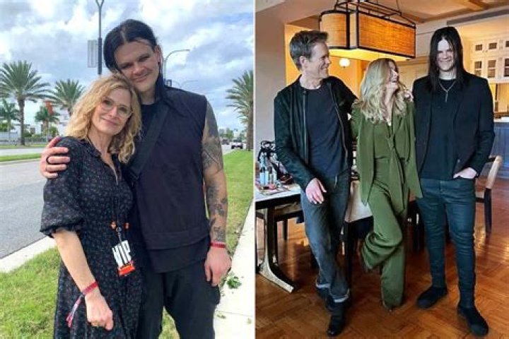 Travis Bacon (Singer) Age, Bio, Wiki, Height, Weight, Girlfriend, Net