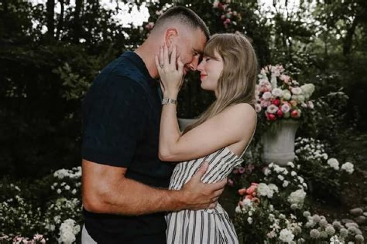 Travis Kelce Parents Msst Ed Kelce Donna Kelce Tvdony SexiezPicz Web Porn