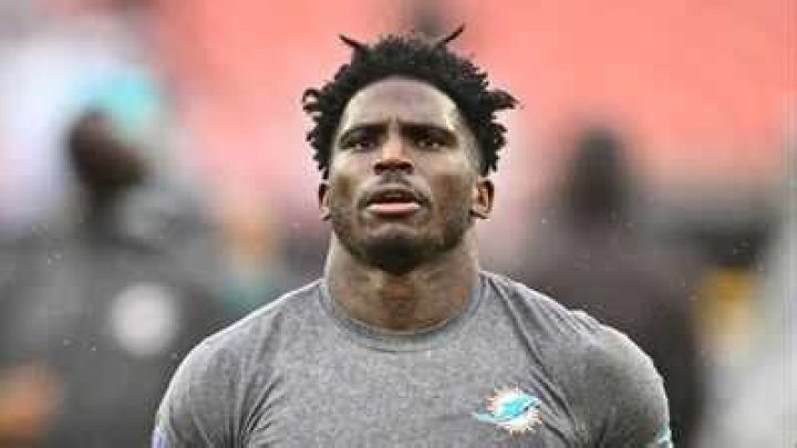Tyreek Hill's Family Drama 7 Kids, 3 Born This Year, 2 Suing Baby Mamas & He Just Got Married