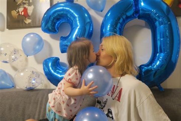 UnitedForAvril on Twitter "So yesterday was the 2nd birthday of
