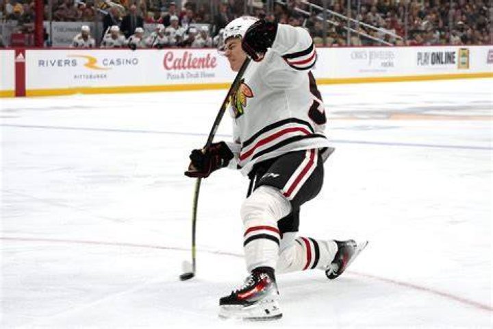 VIDEO Connor Bedard's sister and parents left in disbelief over Blackhawks rookie's squandered