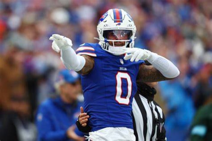 Video Surfaces of Bills Receiver Zay Jones Involved In Nude, Bloody